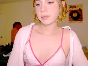 blondetwinkcum1
