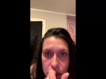 lonelymilfxoxo