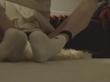 shywhitesocks