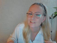 nikkie25