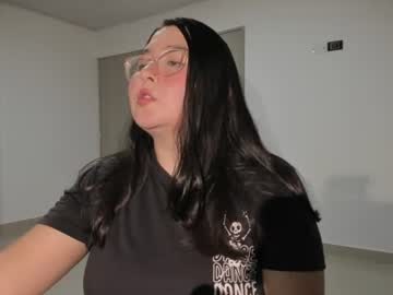 chloe blade
