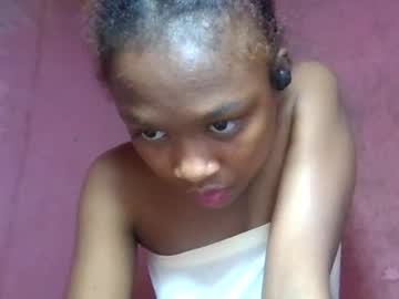 elinahhot1
