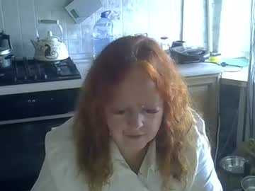 ella redhead