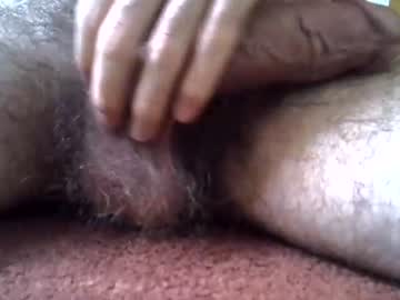 hairyhornytwink