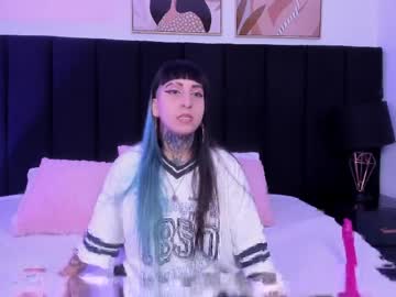 izzy moon7