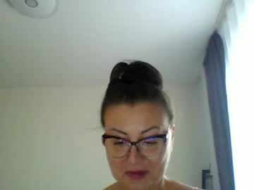 nika gucci